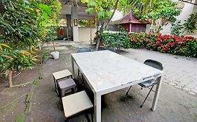 Oyo Life 93257 Kos Anugerah